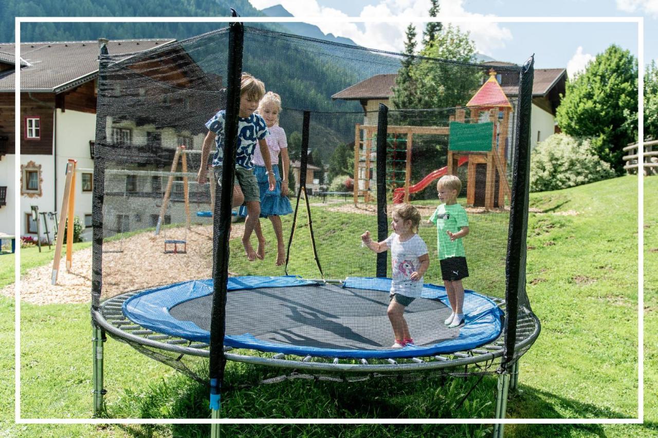 Gaeste-Appartementhaus - Urlaubsresort Hafele St Jakob in Defereggen Eksteriør billede